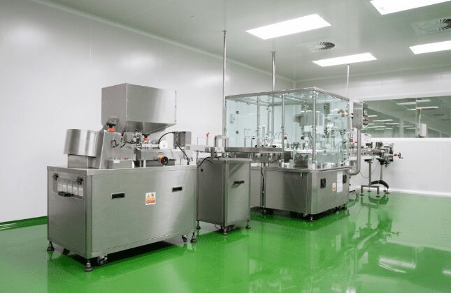 Stainless steel filling and packing machines in the cleanroom