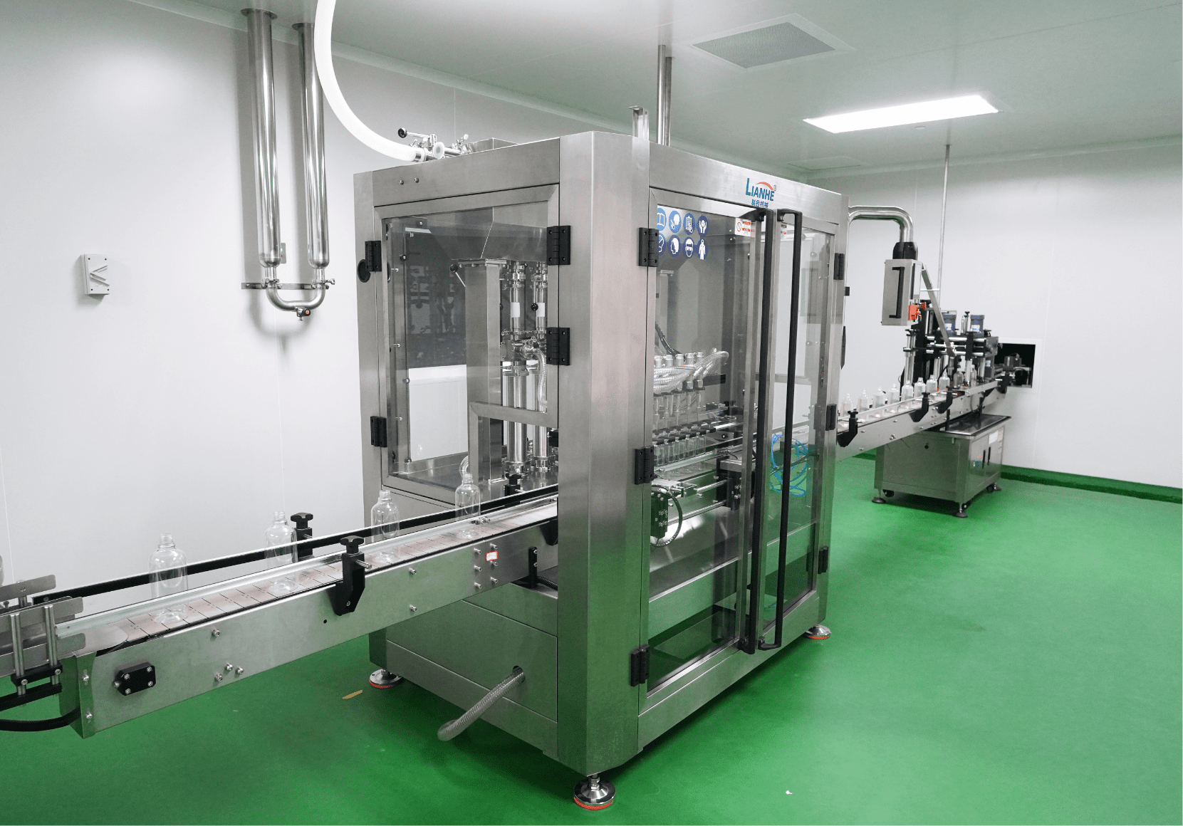Liquid filling machine on the home care production line