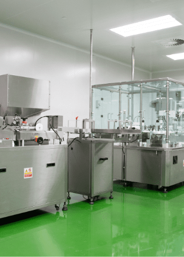 Stainless steel filling and packing machines in the cleanroom