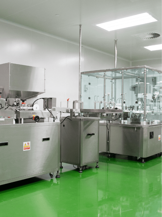 Stainless steel filling and packing machines in the cleanroom