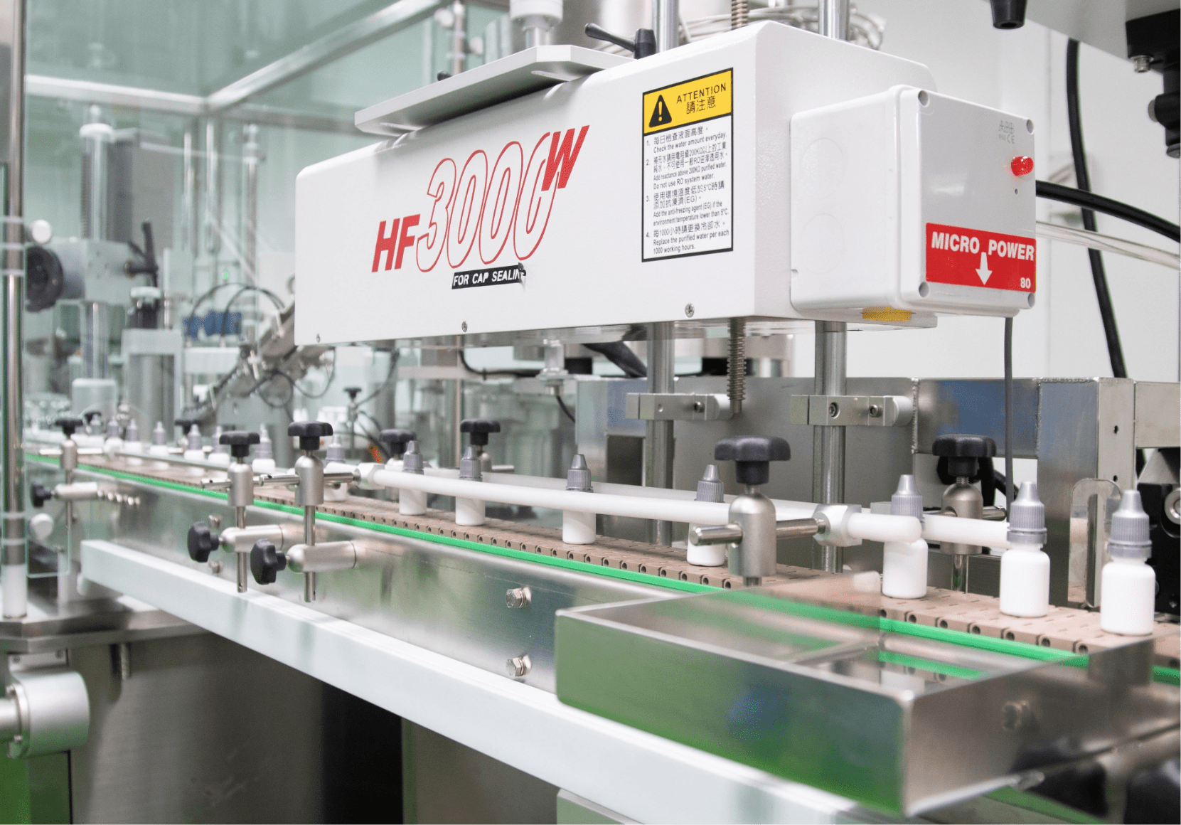 High-speed bottle filling and capping machine
