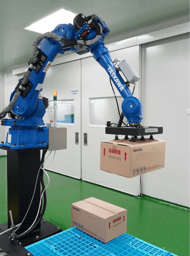 Robotic palletizing arm stacking packed cartons