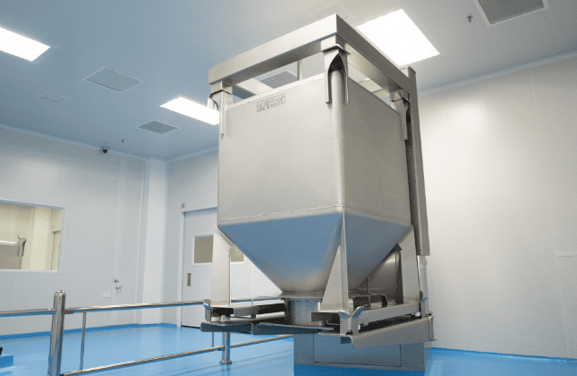 Stainless steel IBC bin for powder transfer