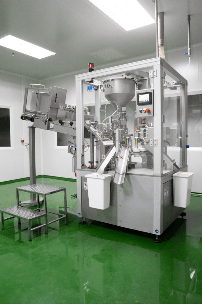 Stainless steel mixing vessel with access platform for personal care formulations