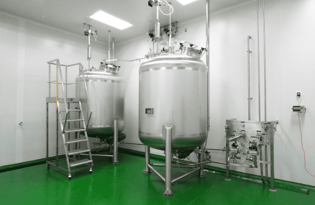Stainless steel mixing vessels for home care liquid production