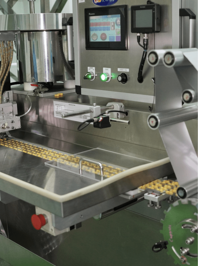 Softgel capsules on the inspection tray of the encapsulation machine