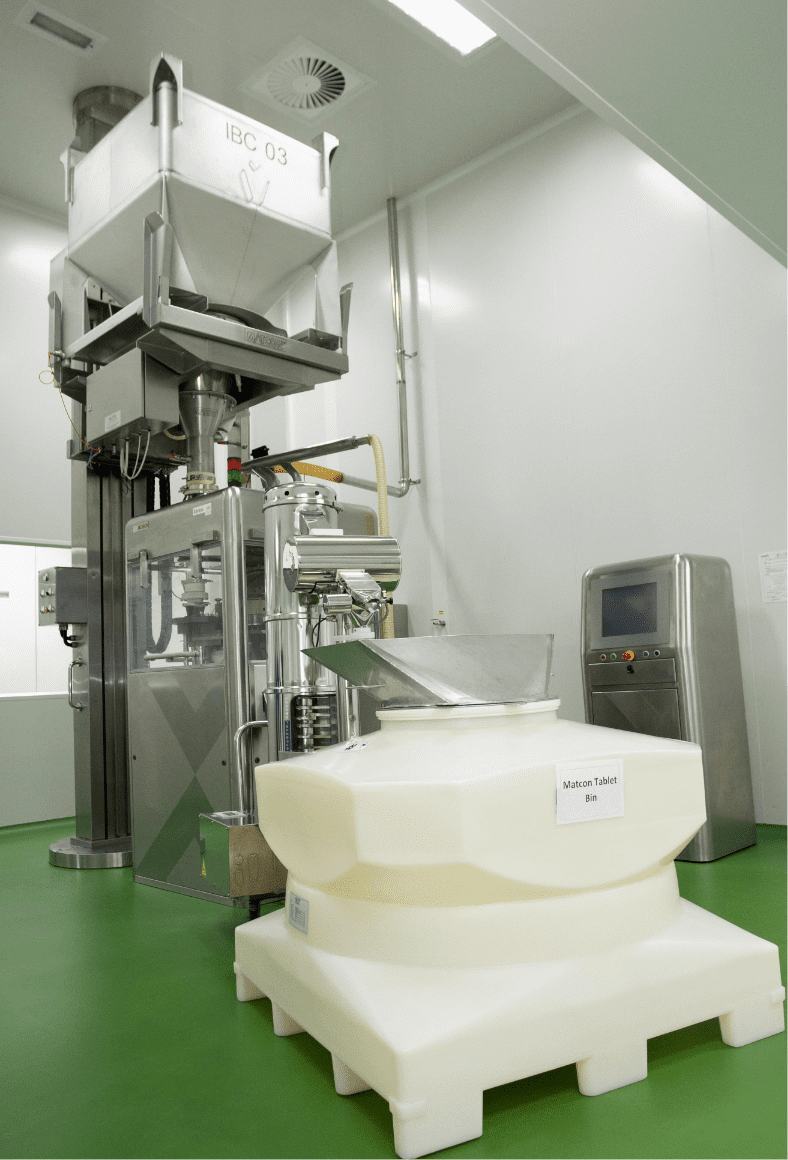 Automatic capsule filling machine